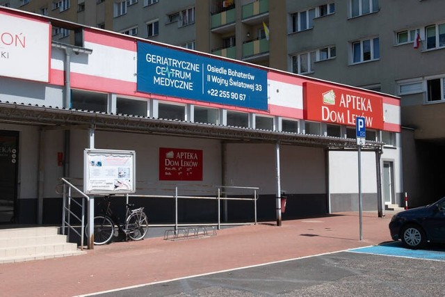 Policjanci wyjaśniają, dlaczego Geriatryczne Centrum Medyczne, które oferowało seniorom pakiety medyczne o wartości kilku tys. złotych nagle zniknęło bez słowa.