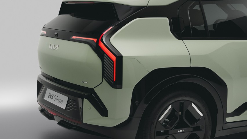 Kia EV3 to nowy elektryczny SUV marki Kia. Auto wykorzystuje...