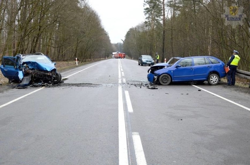 Wypadek w Starogardzie Gdańskim. Poszkodowanych 5 osób, w tym dziecko [ZDJĘCIA]