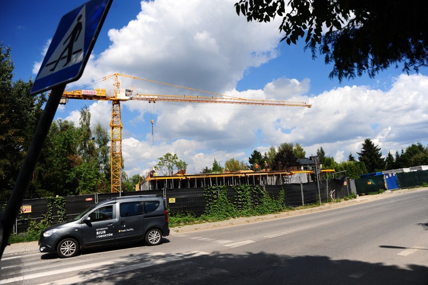 Kraków. Zmiany na Woli Justowskiej. Remont Królowej Jadwigi i budowa centrum handlowego