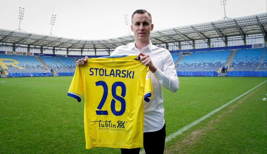 Paweł Stolarski (27 lat, obrońca)...