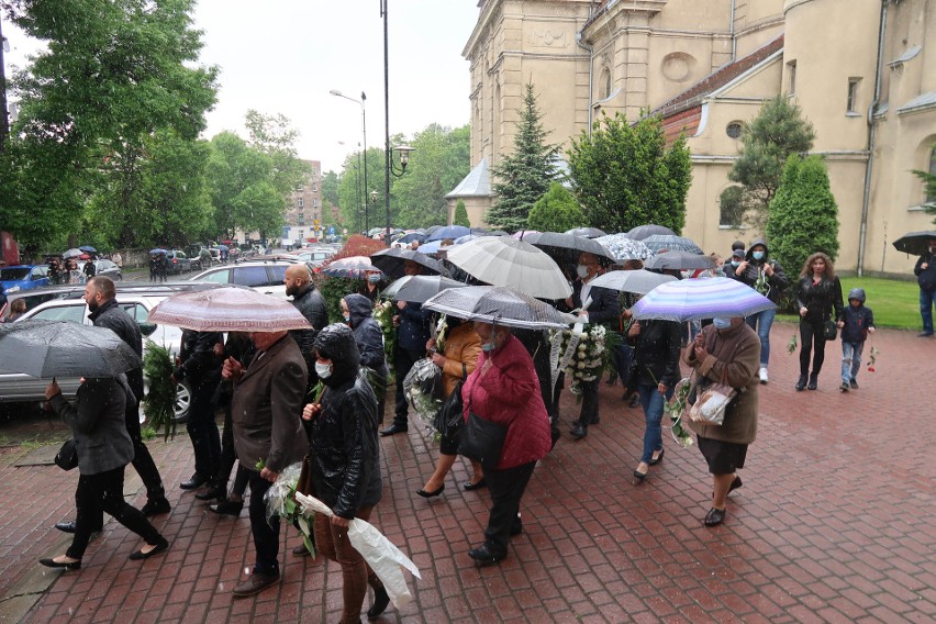Pogrzeb 11-letniego Sebastiana z Katowic zgromadził tłumy...
