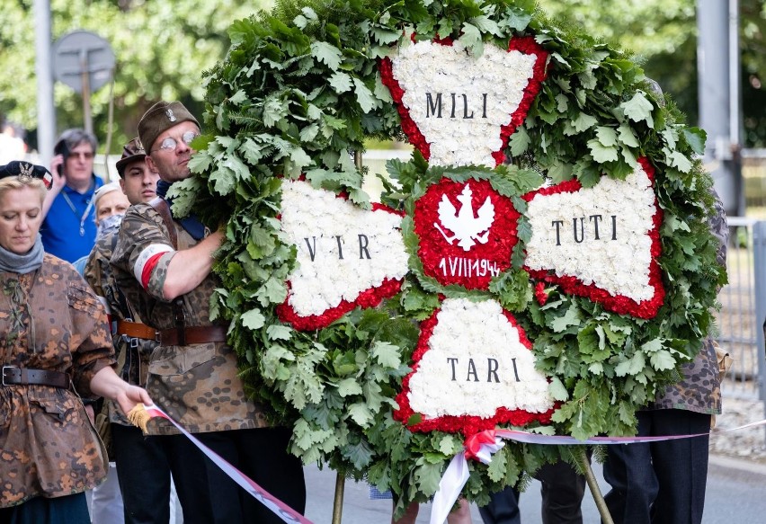 Rocznica powstania warszawskiego 2021. Wyjątkowa godzina "W". Tym razem o godz. 17:00 syreny zawyją w całej Polsce