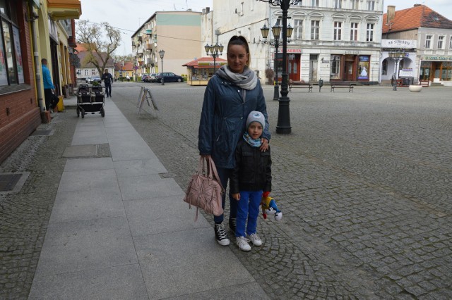 Pięcioletni Dritan Sałbut uczęszcza do grupy mieszanej w przedszkolu nr 3. - Jestem zadowolona, że dziecko chodzi do przedszkola i synek też - mówi mama Elżbieta.