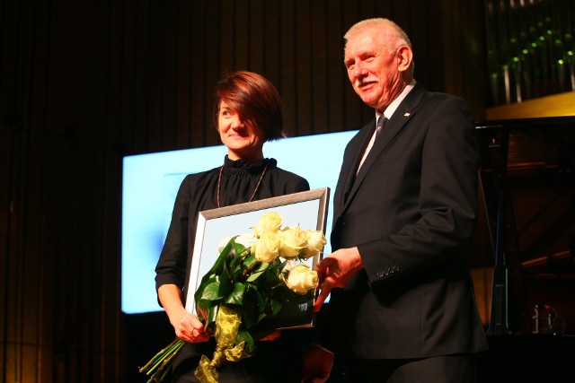 Dorota Sajewska została laureatką III edycji Nagrody im. T. Kotarbińskiego. Kto zwycięży w tym roku? Na kolejnych slajdach znajdziecie tytuły wszystkich nominowanych prac.