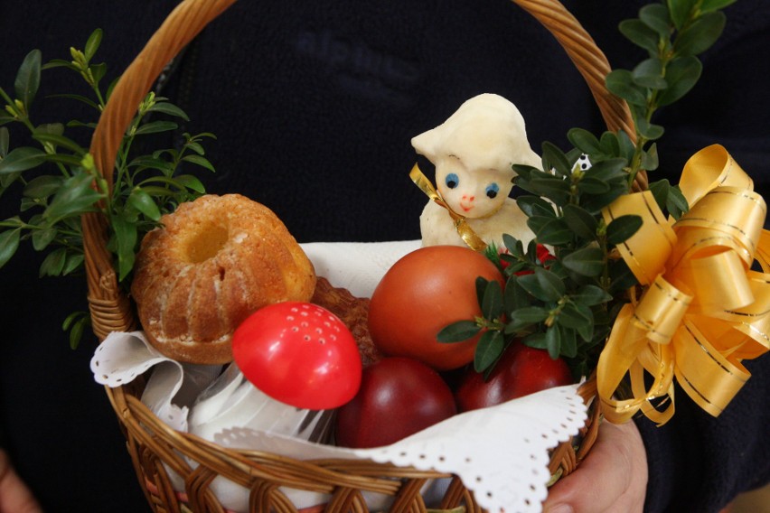 Co włożyć do koszyka na Wielkanoc?