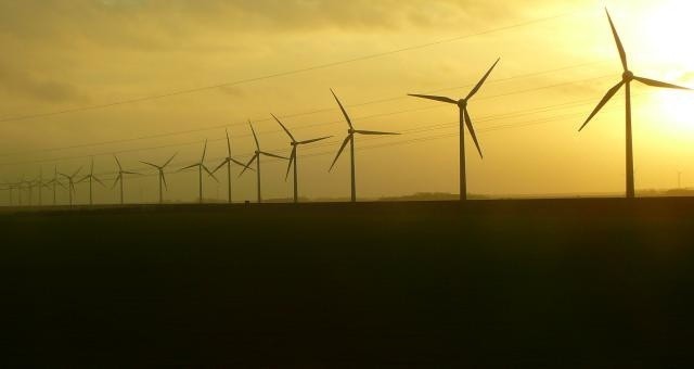 Farma wiatrowa w Lubrzy nie powstanie. Inwestor się wycofałNajnowsze analizy inwestora wykazały, że ta farma wiatrowa mogła by mieć problemy z pozyskaniem rządowego kontraktu na dofinansowanie dla instalacji zielonej energii.