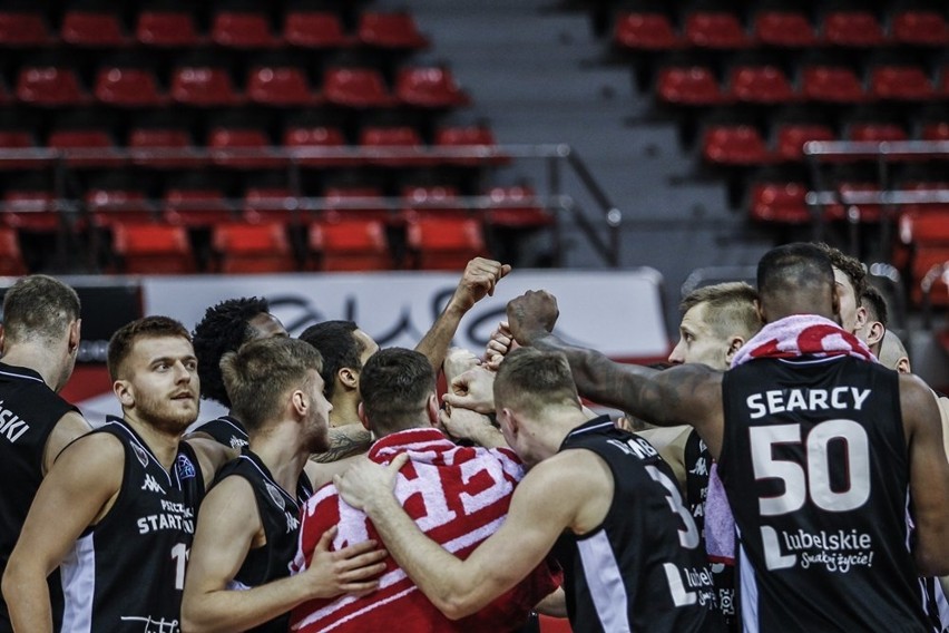 Bez wygranej, ale w dobrym stylu koszykarze Pszczółki Startu Lublin pożegnali się w Saragossie się z Ligą Mistrzów
