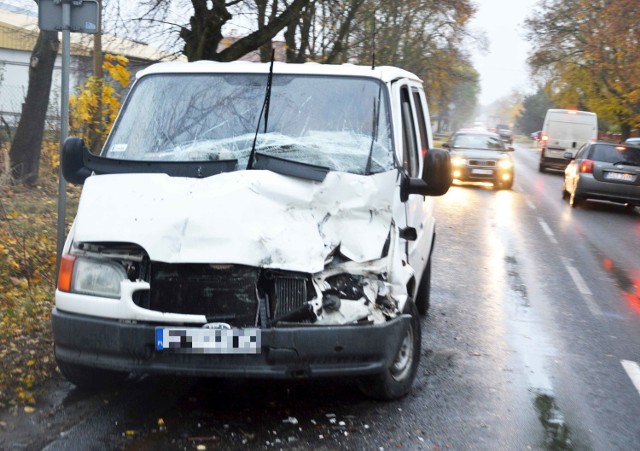 Kolizja z udziałem 3 samochodów w Szpetalu Górnym. Sprawca miał około 2,5 promila.