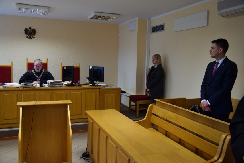 Proces burmistrza Debrzna Wojciecha Kallasa toczył się przed...