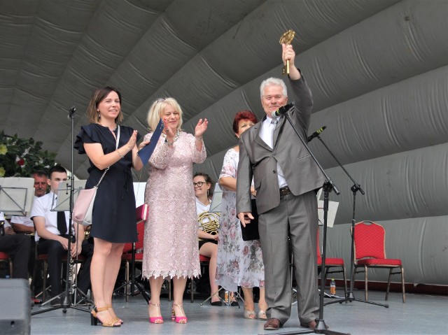 Niedzielna inauguracja Senioriady na placu Bartosza Głowackiego w Tarnobrzegu