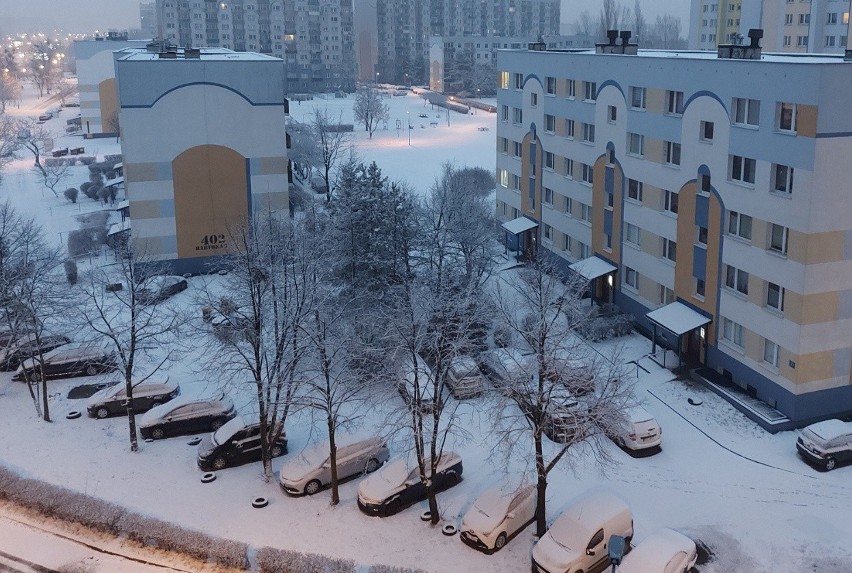 Pogoda w Łodzi. Uwaga na śnieżycę! W piątek w Łodzi mocno sypnie śniegiem! 