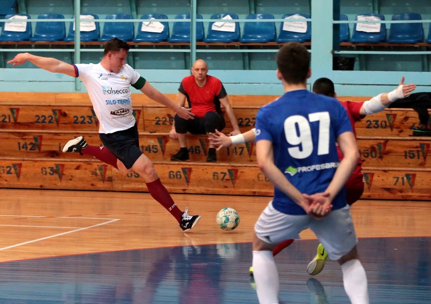 Futsal Szczecin - TAF Toruń 2:6. Osiem bramek po przerwie. ZDJĘCIA