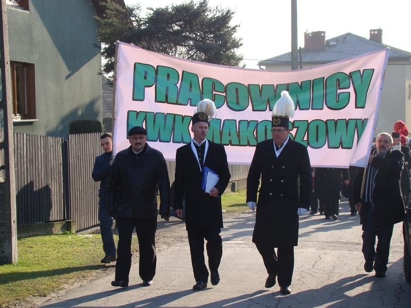 Protest górników kopalni Makoszowy przed domem premier Beaty Szydło. Było spokojnie