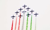 Air Show 2018 w Radomiu. Włoska grupa akrobacyjna Frecce Tricolori to mistrzostwo świata. Wykonali pokaz w skrajnie niekorzystnych warunkach