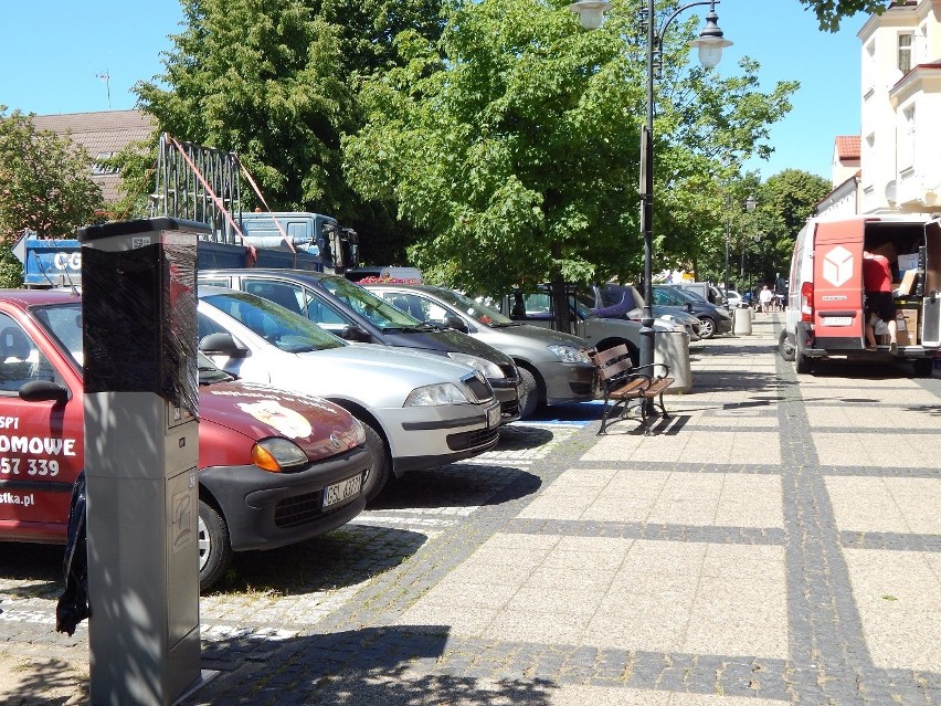 Na ulicach w centrum Ustki pojawiły się parkometry. Nowe...