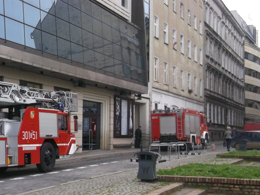 Wrocław: Ewakuacja Teatru Współczesnego. Włączył się system ostrzegania