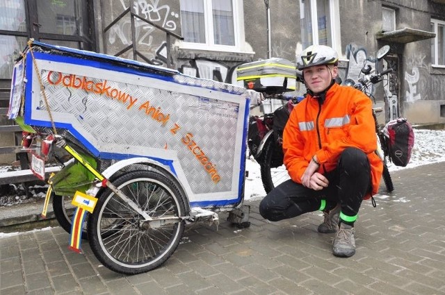Swoim niesamowitym rowerem Maciek zrobił już dziesiątki tysięcy kilometrów po całej Polsce.
