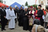 Arcybiskup Wacław Depo przyjechał do szkoły w  Praszce [zdjęcia]