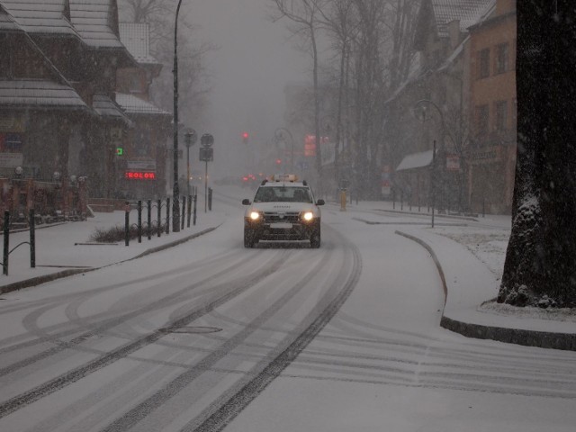 W Zakopanem od rana sypie śnieg