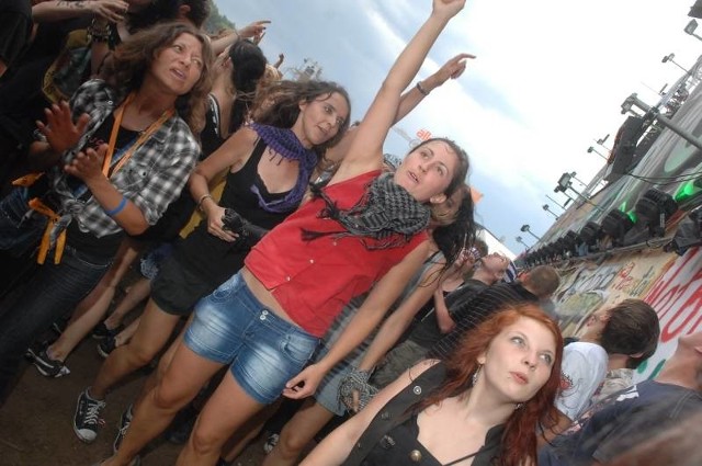 Szaleństwo pod dużą sceną Przystanku Woodstock 2012.