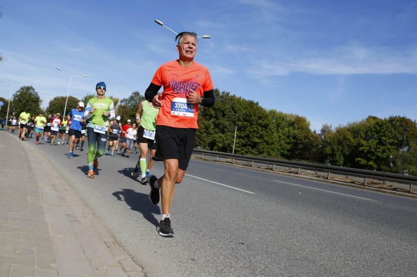 Uczestnicy Maratonu Warszawskiego 2018. Więcej zdjęć...