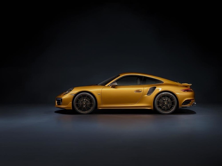 Porsche 911 Turbo S Exclusive Series...