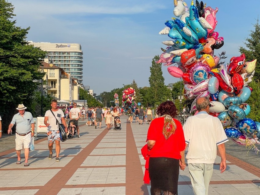 Świnoujska promenada szuka rąk do pracy