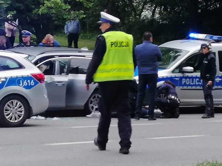 Policyjny pościg ulicami Nysy. Pijany kierowca BMW uciekał...