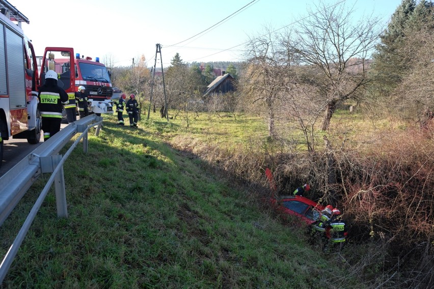 Do zdarzenia doszło w piątek na drodze wojewódzkiej nr 884 w...