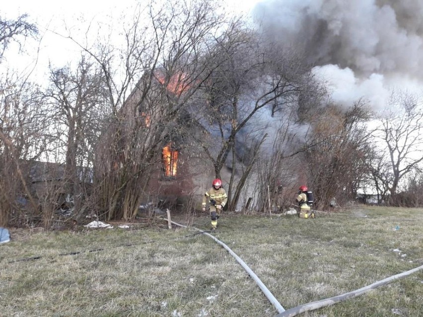 Tragiczny pożar w miejscowości Sobieski na Podlasiu. Nie żyje dwóch starszych mężczyzn