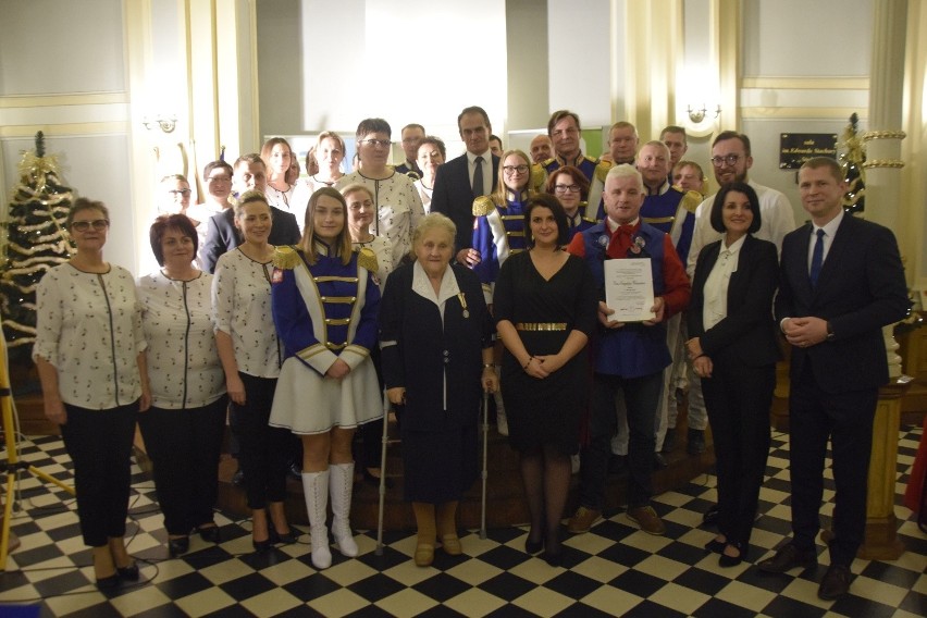 W Aleksandrowie Kujawskim przyznano nagrody za osiągnięcia w dziedzinie kultury [zobacz zdjęcia]