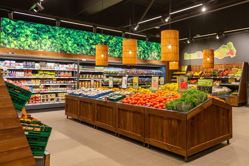 Kraków traci Tesco i nieśmiało wita Netto. Duński czarny koń zmieni układ sił na konkurencyjnym rynku dyskontów? Co z pracownikami Tesco?