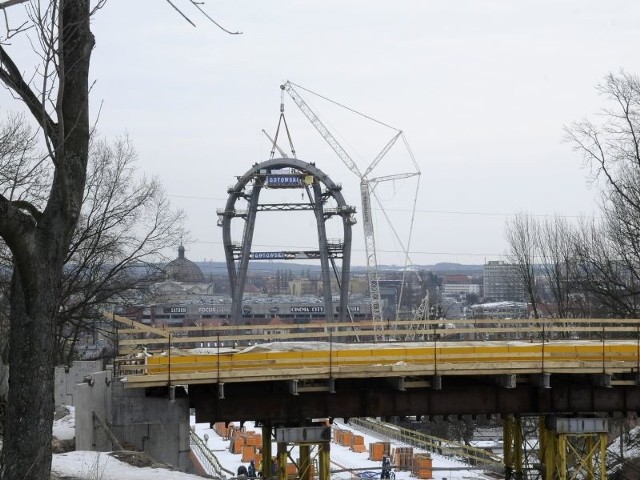 Jest nowa propozycja imienia dla mostu na Trasie Uniwersyteckiej