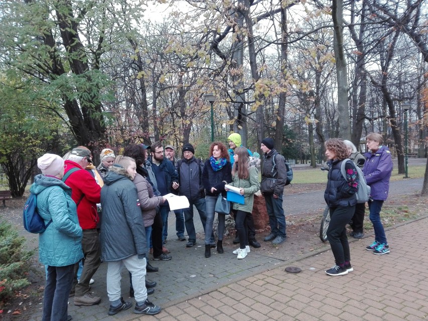 „Śladami Niepodległości” po Olkuszu. Wycieczka odbyła się w ramach akcji „Olkuskie Spacery Historyczne 2019” 