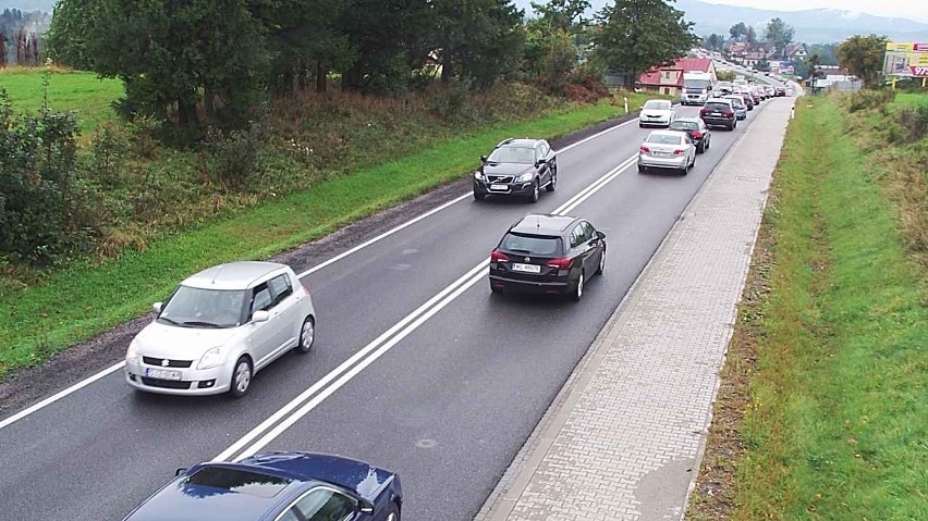 Rdzawka. Wypadek na zakopiance, sześć osób rannych