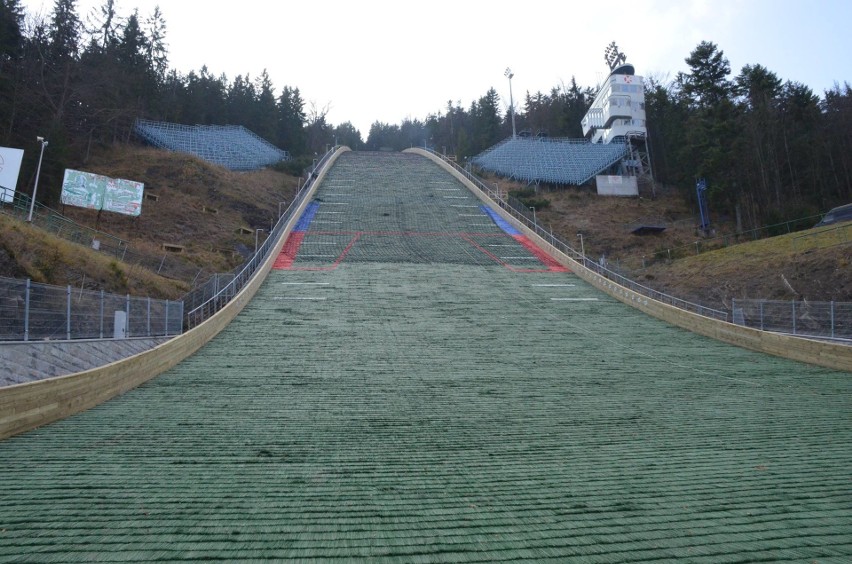 Zakopane: Wielka Krokiew odbierana po remoncie. Teraz to nowoczesny obiekt [FOTO]