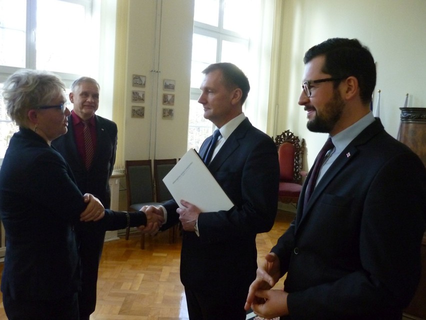 Robert Stępień nie jest już zachodniopomorskim wicekuratorem oświaty