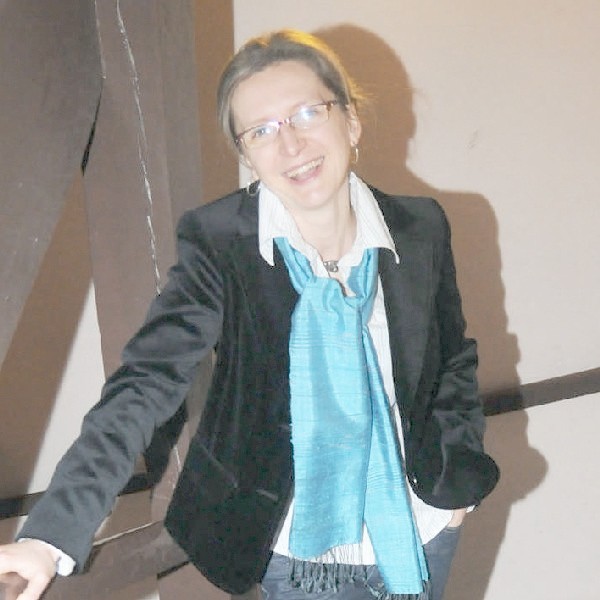 Olga Marcinkiewicz. Manager kultury (39 lat), dyrektor artystyczny i kurator sztuki. Obowiązki szefowej biura mieszczącego się w Krzywej Wieży rozpoczęła oficjalnie pełnić 24 listopada.