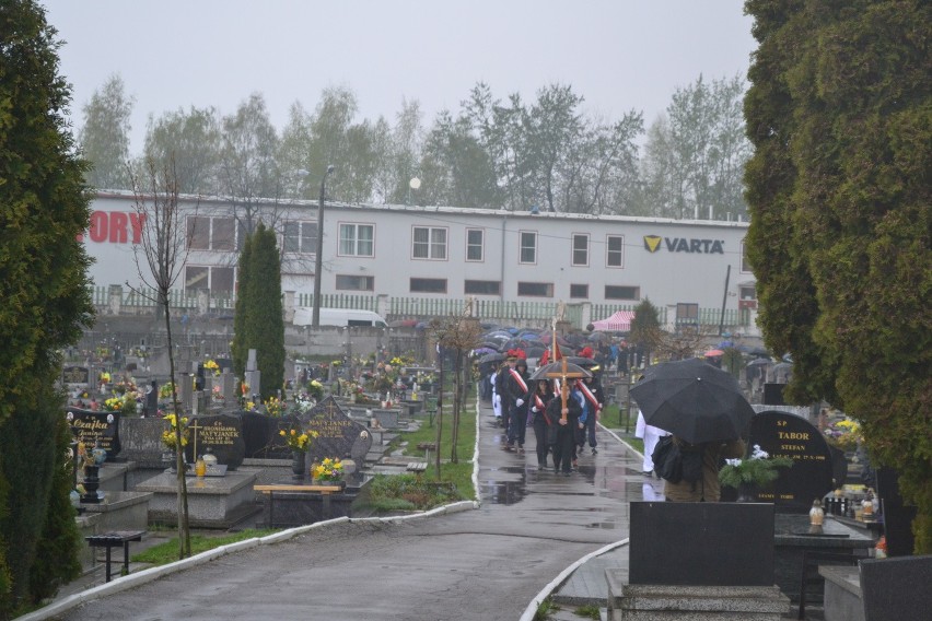 Mistrz boksu Henryk Średnicki spoczął na cmentarzu w Będzinie-Warpiu [ZDJĘCIA]