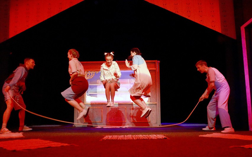 Teatr Pinokio w Łodzi: Jeszcze nie wyrośliśmy z Bullerbyn