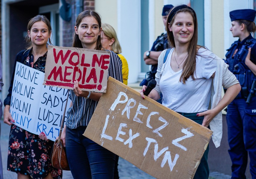 Spór o ustawę medialną. Protest w Gdańsku w czwartek,...