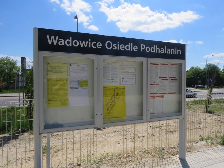 Przystanek kolejowy na osiedlu Podhalanin w Wadowicach