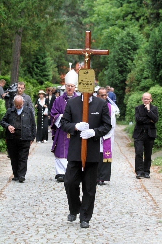 Wrocław: Pogrzeb prof. Wojciecha Wrzesińskiego, byłego rektora (ZDJĘCIA, HISTORIA)