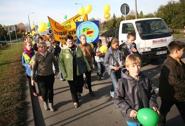W marszu wzięli udział także uczniowie radomskiej Publicznej Szkoły Podstawowej numer 4