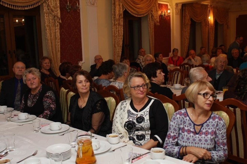 Święto Seniorów w Starym Czarnowie. Szczególne święto ludzi starszych [zdjęcia]