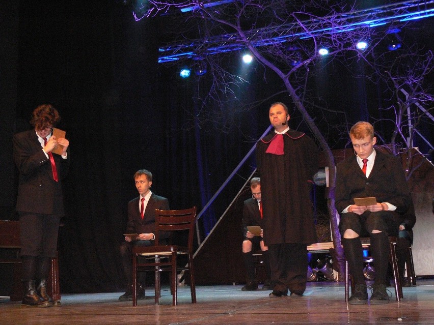 Próba generalna przed premierowym spektaklem „Przebudzenie Wiosny” w Porcie Kultury w Sandomierzu 