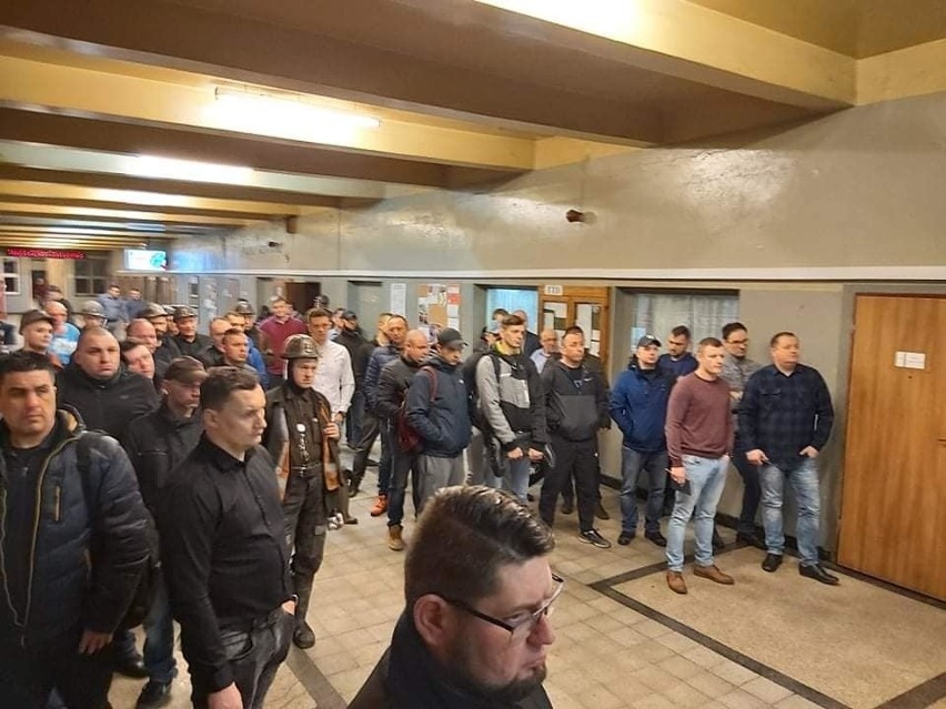 Górnicy z PGG szykują się do manifestacji w Warszawie....