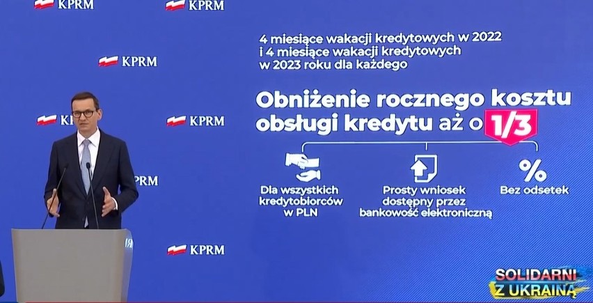 – Zakładamy redukcję długu, redukcję deficytu budżetowego i...