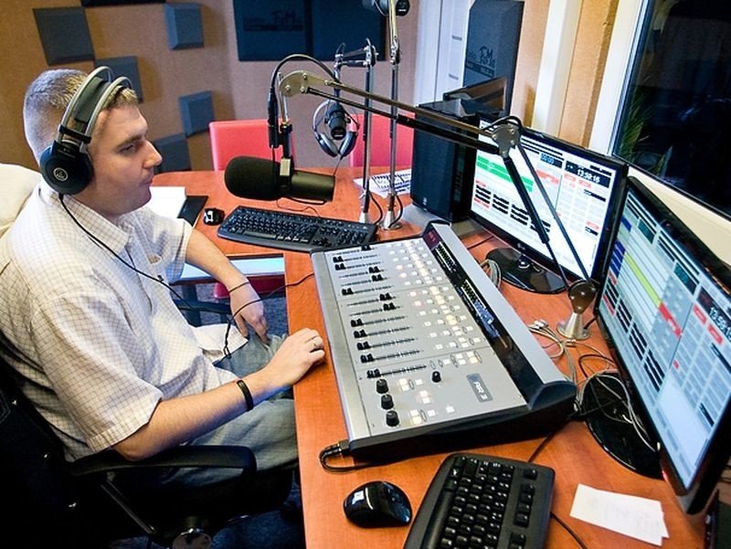 Oficjalnie otworzyli Radio Fama w Słupsku (zdjęcia) | Głos Pomorza